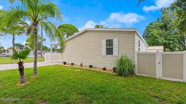 1135 Millbrook Avenue, Port Orange, FL 32127