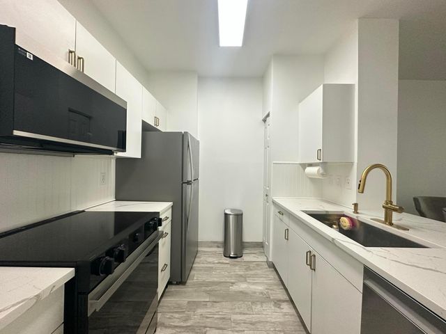 630 S Sapodilla Avenue 104, West Palm Beach, FL 33401