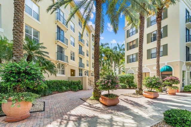 630 S Sapodilla Avenue 104, West Palm Beach, FL 33401