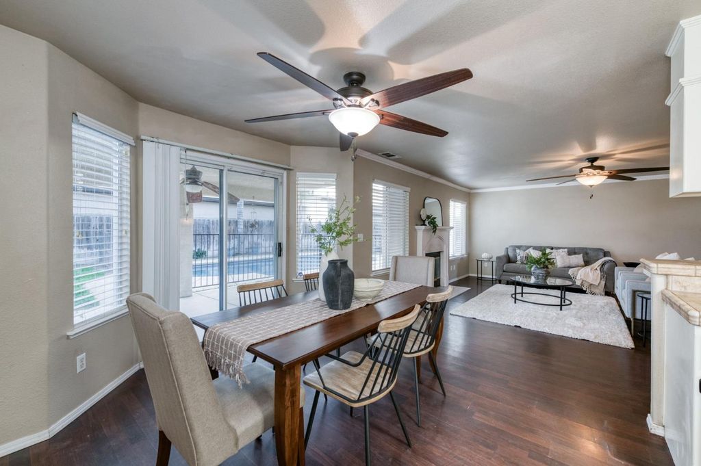 Image 13 of property listing at 5233 W Browning Avenue, Fresno, CA 93722