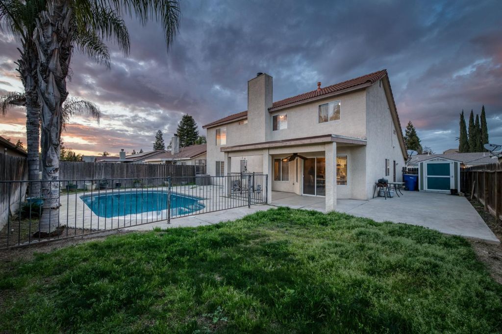 Image 26 of property listing at 5233 W Browning Avenue, Fresno, CA 93722