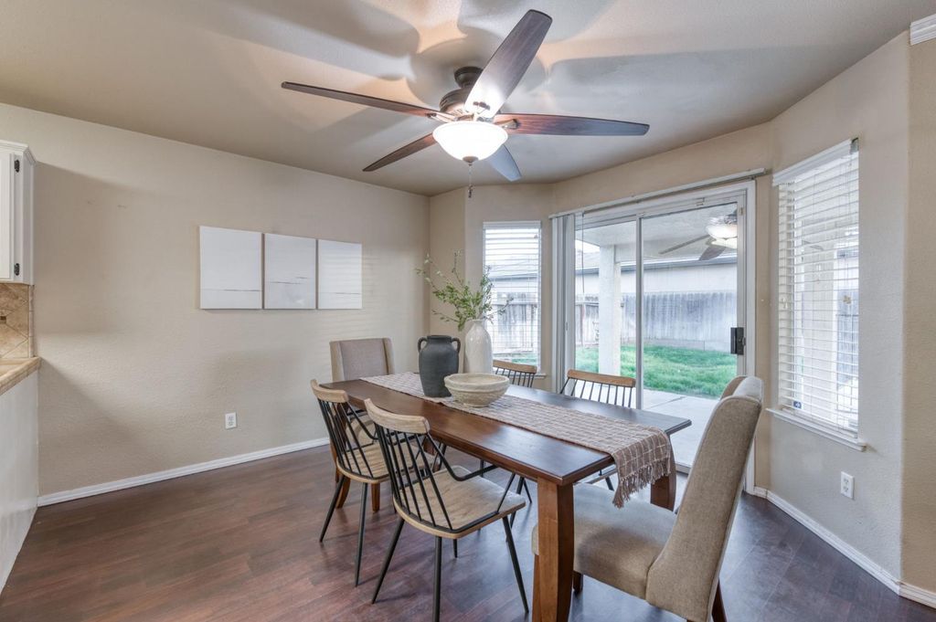 Image 8 of property listing at 5233 W Browning Avenue, Fresno, CA 93722