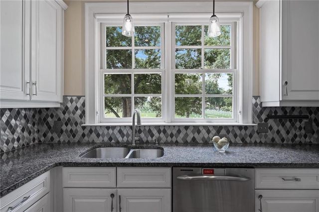 351 WASHINGTON Avenue NE 309, Marietta, GA 30060
