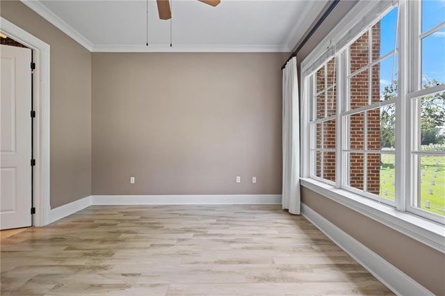 351 WASHINGTON Avenue NE 309, Marietta, GA 30060