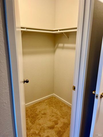 104 Nantucket Ln, Vallejo, CA 94590