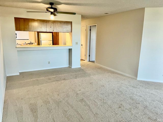 104 Nantucket Ln, Vallejo, CA 94590