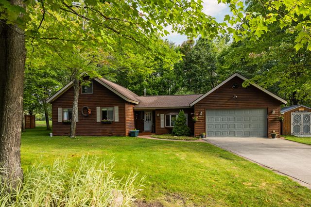 6451 Foothills Trail, Gaylord, MI 49735