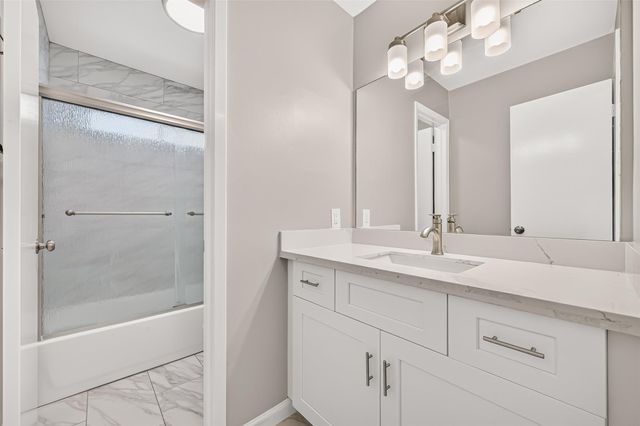 2515 Old Fort Road, Sugar Land, TX 77479