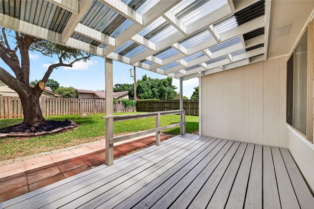 2515 Old Fort Road, Sugar Land, TX 77479