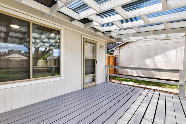 2515 Old Fort Road, Sugar Land, TX 77479
