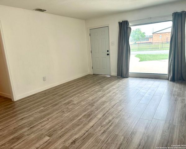 123 NASH BLVD, San Antonio, TX 78223