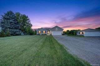 3188 Baldwin Road, Oxford Charter Township, MI 48462