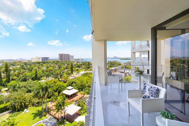1000 SE Quayside Ter 1205, Miami, FL 33138