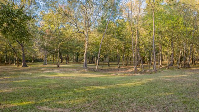 3515 Thompson, Longview, TX 75604