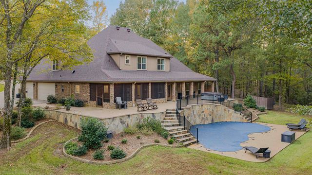 3515 Thompson, Longview, TX 75604