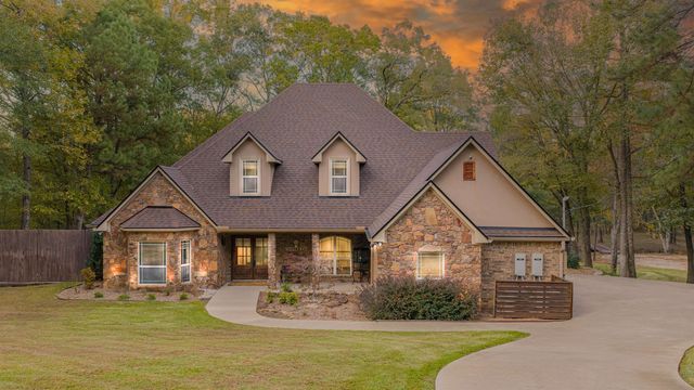 3515 Thompson, Longview, TX 75604