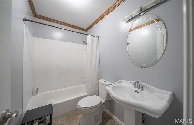 221 Watson Road, Sullivan, MO 63080