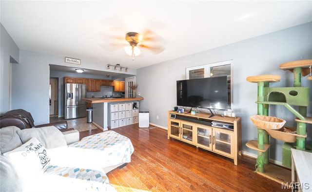 221 Watson Road, Sullivan, MO 63080