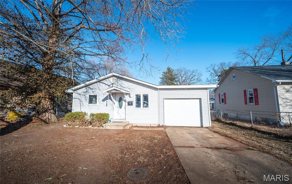 221 Watson Road, Sullivan, MO 63080