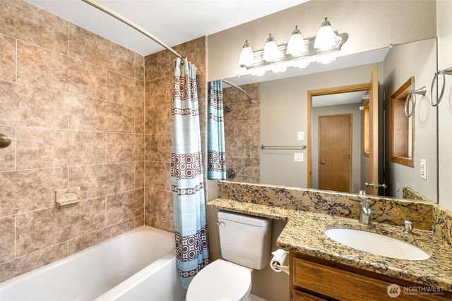 7009 NE 141st Court, Vancouver, WA 98682