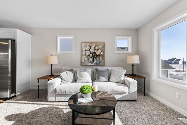 2009 Goldenray Drive, Faribault, MN 55021