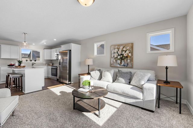 2009 Goldenray Drive, Faribault, MN 55021