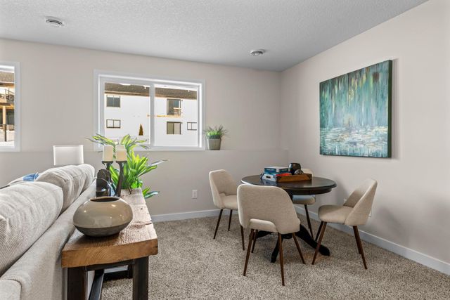 2009 Goldenray Drive, Faribault, MN 55021