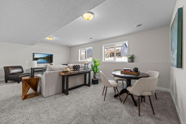 2009 Goldenray Drive, Faribault, MN 55021