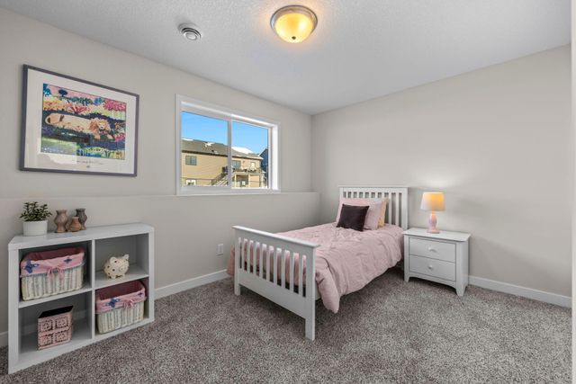 2009 Goldenray Drive, Faribault, MN 55021