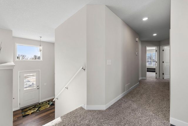 2009 Goldenray Drive, Faribault, MN 55021