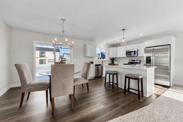 2009 Goldenray Drive, Faribault, MN 55021