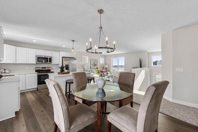 2009 Goldenray Drive, Faribault, MN 55021