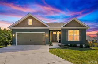 1576 Westlake Circle, Pacific, MO 63069