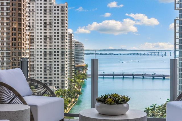 300 Biscayne Blvd Way 1605, Miami, FL 33131