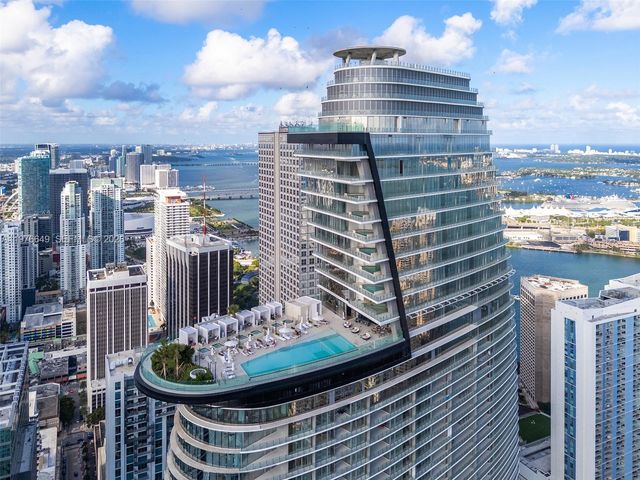 300 Biscayne Blvd Way 1605, Miami, FL 33131