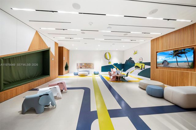 300 Biscayne Blvd Way 1605, Miami, FL 33131