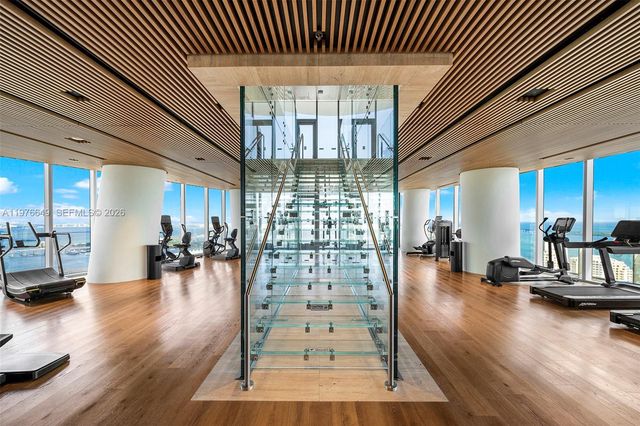 300 Biscayne Blvd Way 1605, Miami, FL 33131