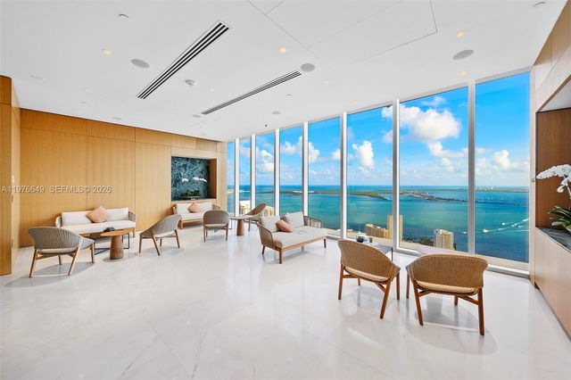 300 Biscayne Blvd Way 1605, Miami, FL 33131