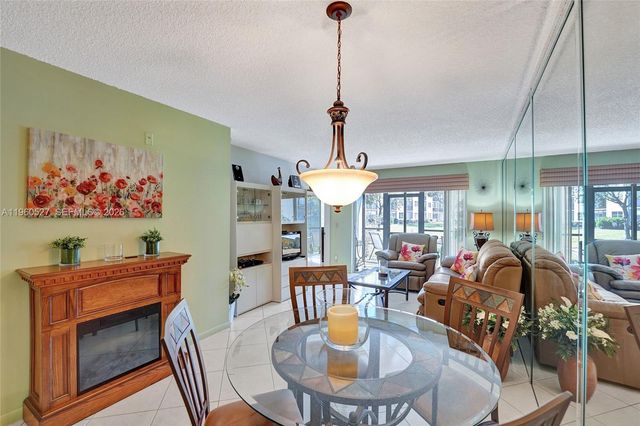 2228 N Cypress Bend Drive 103, Pompano Beach, FL 33069