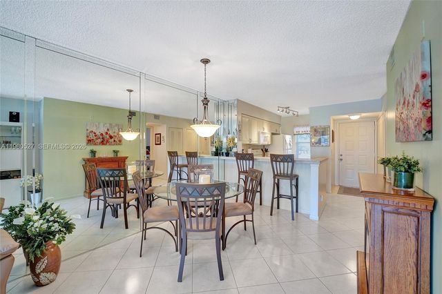 2228 N Cypress Bend Drive 103, Pompano Beach, FL 33069