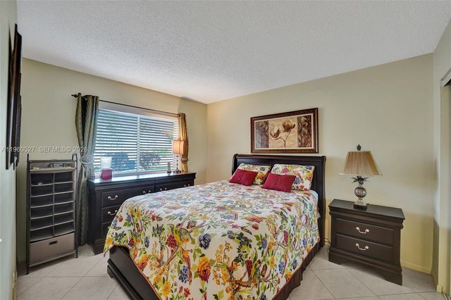 2228 N Cypress Bend Drive 103, Pompano Beach, FL 33069