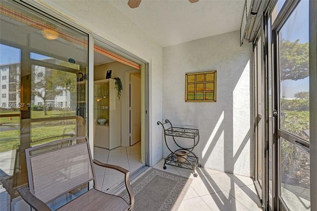 2228 N Cypress Bend Drive 103, Pompano Beach, FL 33069