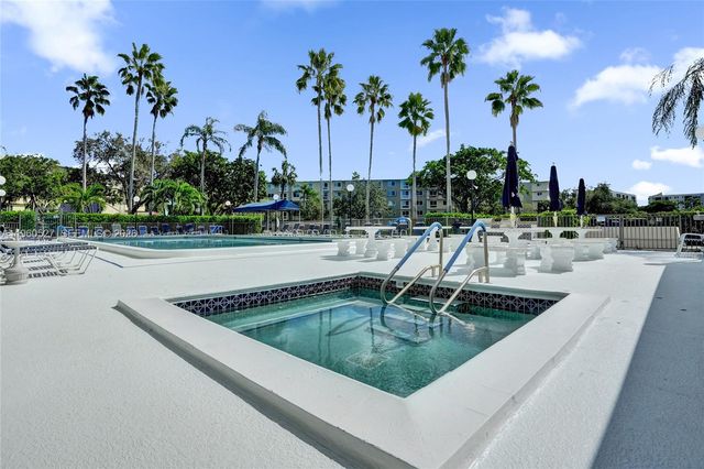 2228 N Cypress Bend Drive 103, Pompano Beach, FL 33069
