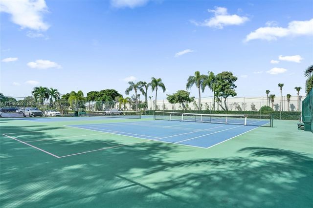 2228 N Cypress Bend Drive 103, Pompano Beach, FL 33069
