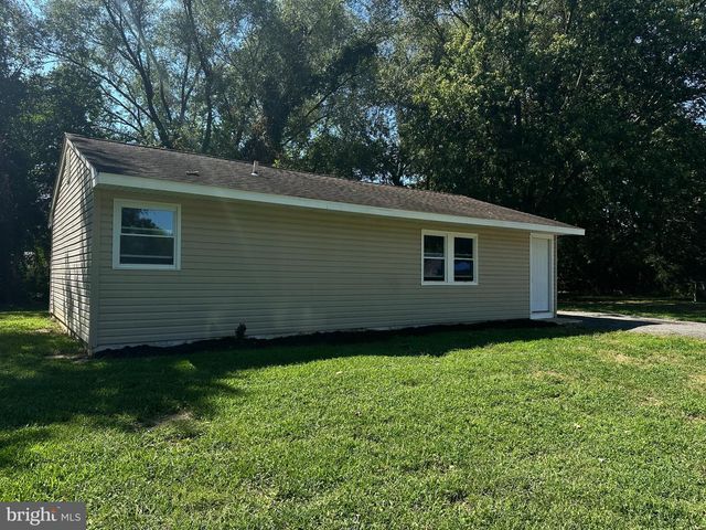 6 WASHINGTON PL, Dover, DE 19901