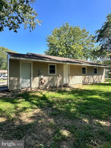 6 WASHINGTON PL, Dover, DE 19901