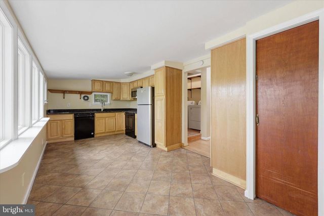 735 NEWPORTVILLE RD, Croydon, PA 19021