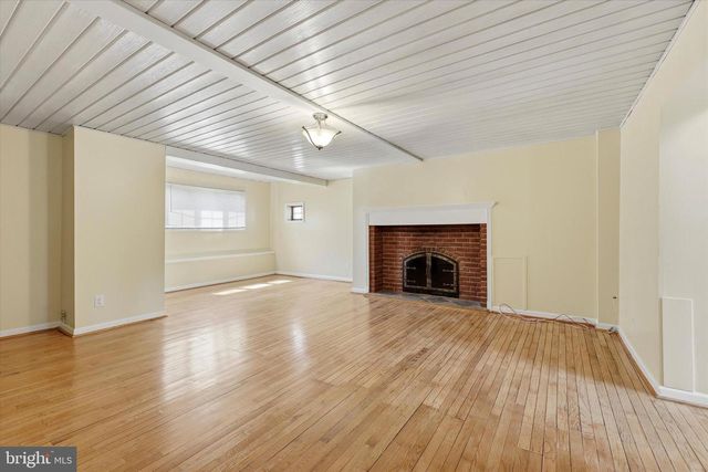 735 NEWPORTVILLE RD, Croydon, PA 19021