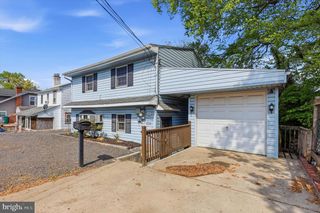 735 NEWPORTVILLE RD, Croydon, PA 19021