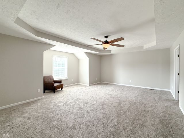 8644 N Deer Crossing Boulevard, Mccordsville, IN 46055